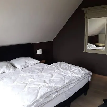 Vakantiehoeve De Klepperij * Houthulst